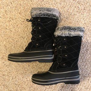 Khombu Ladies Snow Boot Size 8